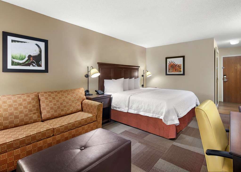 Hampton Inn Dallas-Irving-Las Colinas — photo 2