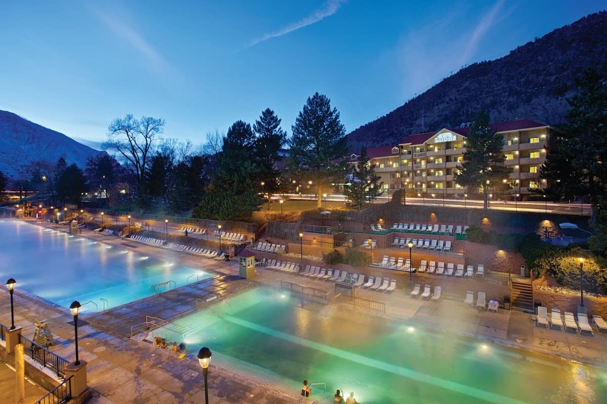 Glenwood Hot Springs Lodge — photo 3