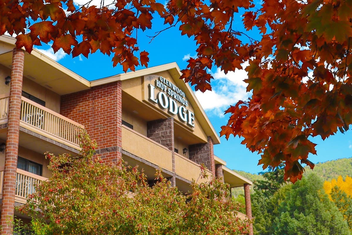 Glenwood Hot Springs Lodge — photo 5