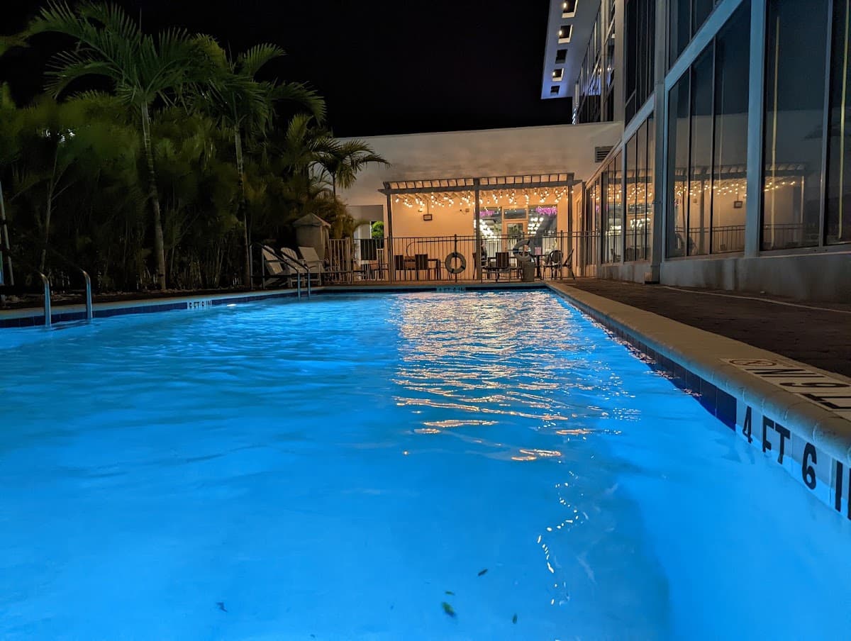 Kompose Hotel Sarasota — photo 3