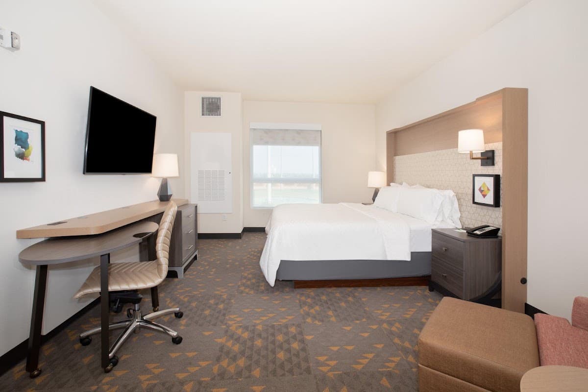 Holiday Inn Glendale - Stadium & Ent Dist by IHG — photo 2