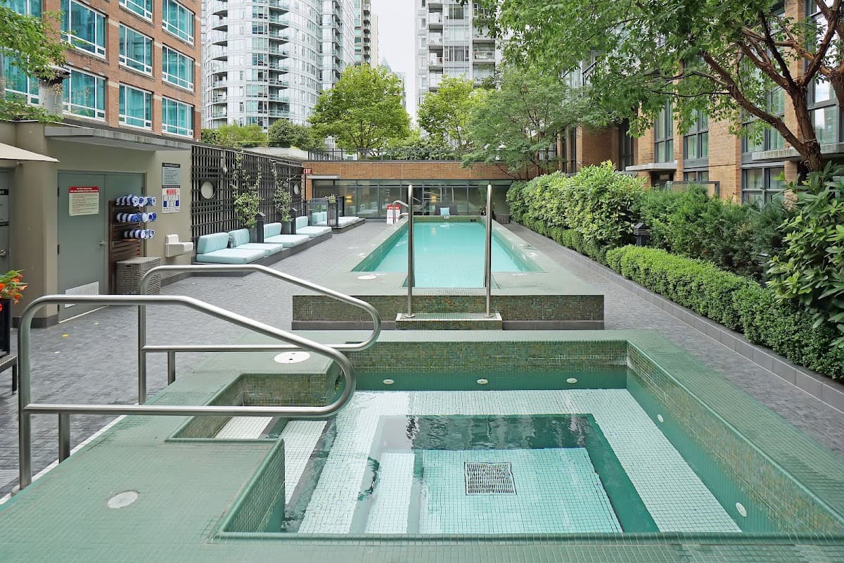 L'Hermitage Vancouver