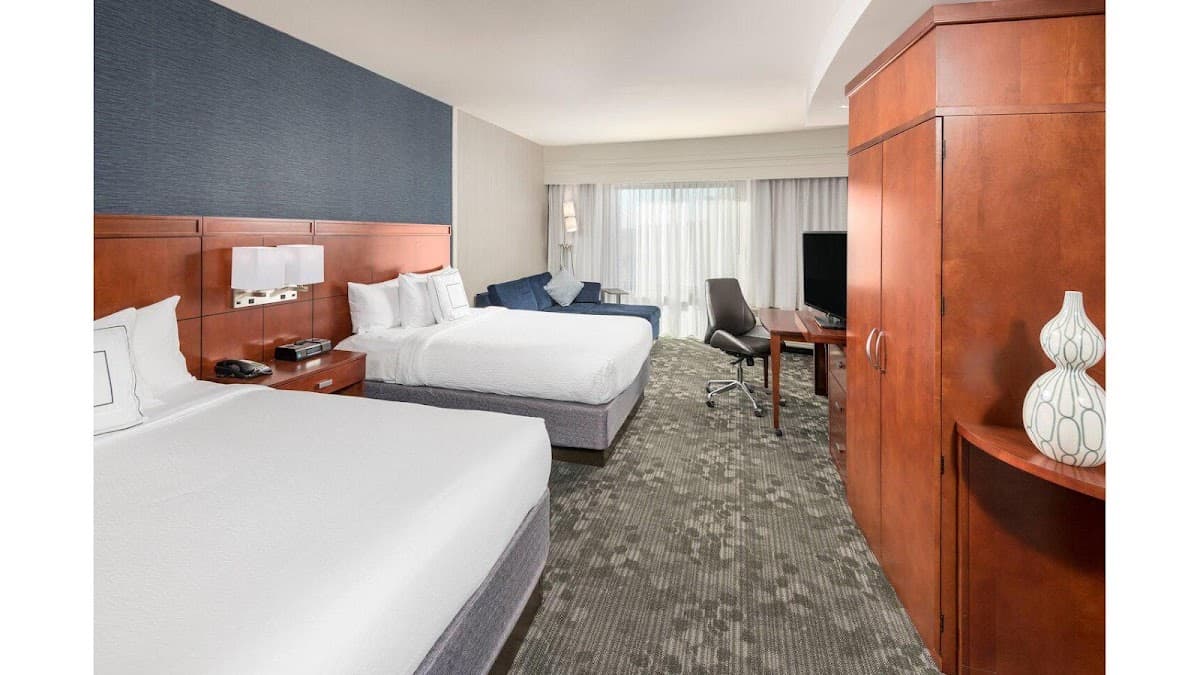 Courtyard by Marriott San Diego Oceanside — photo 2
