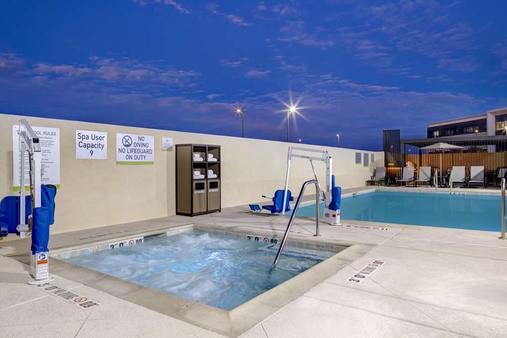 Home2 Suites by Hilton Las Vegas I-215 Curve — photo 3