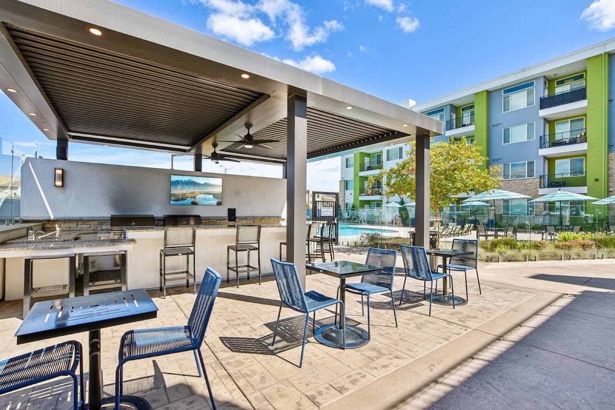 Zeta Luxury Apartments