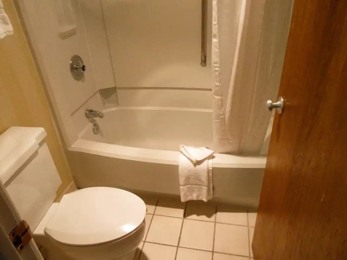 Quality Inn & Suites Fort Collins East — photo 4