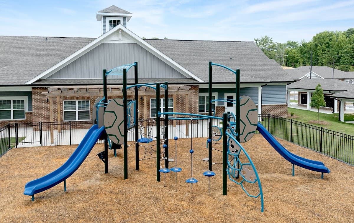 Edgewood Place Apartments — photo 4