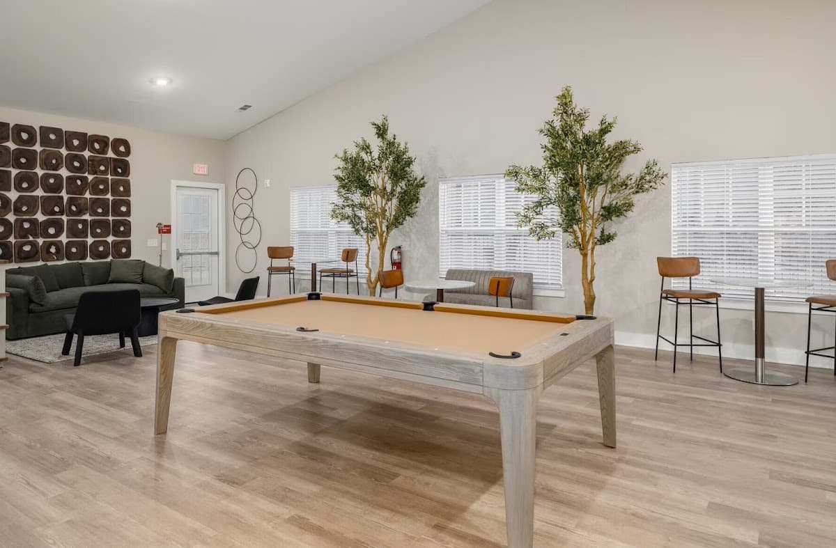 Edgewood Place Apartments — photo 5