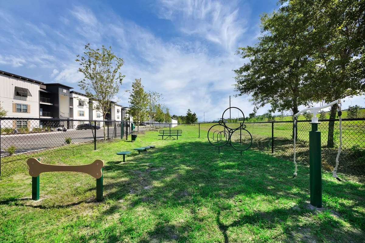 Pointe Grand Warner Robins Apartments
