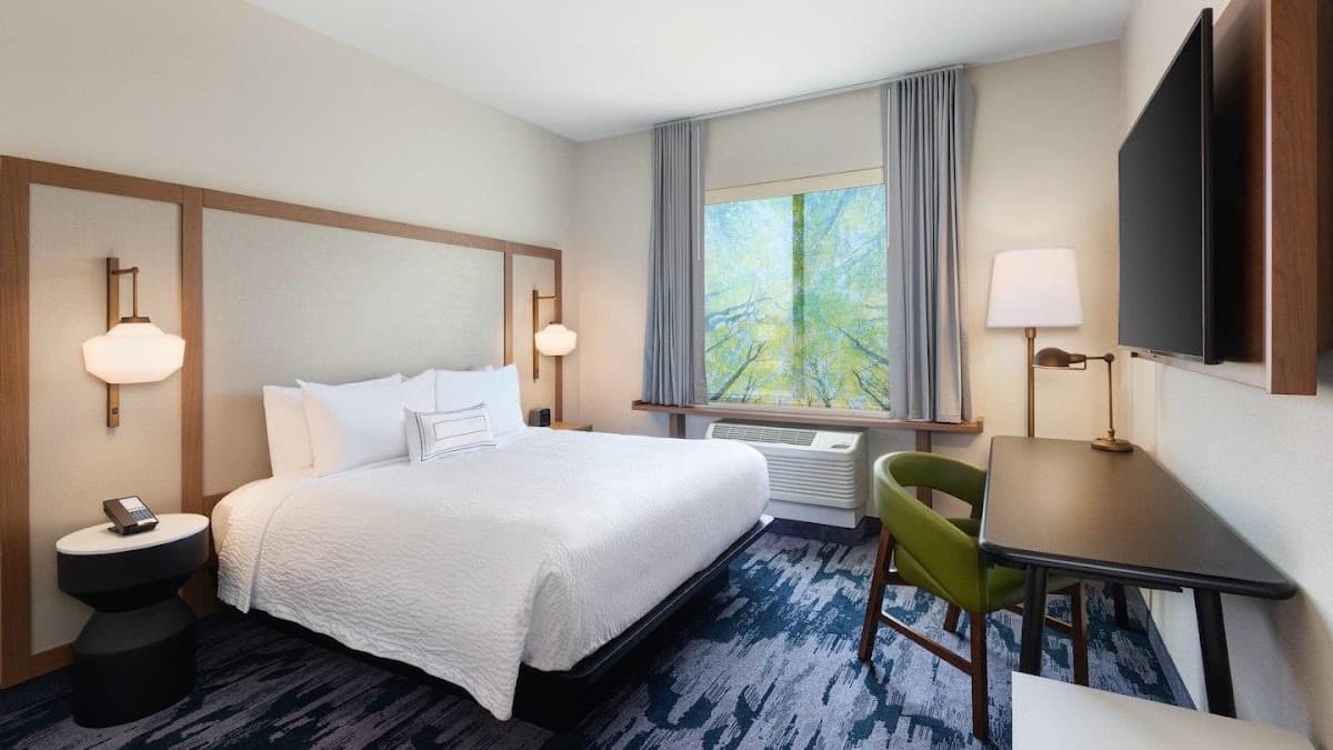 Fairfield by Marriott Inn & Suites Lexington East/I-75