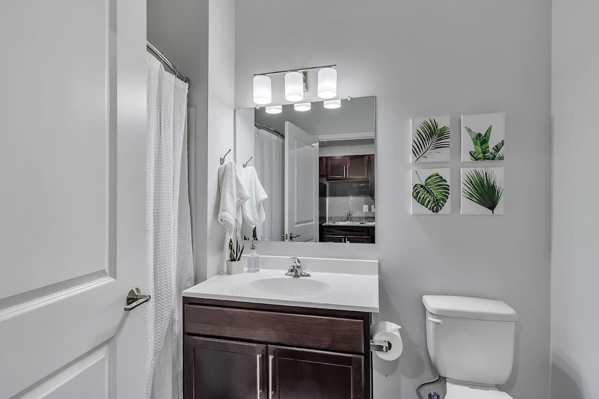 Metro Place Apartments — photo 3