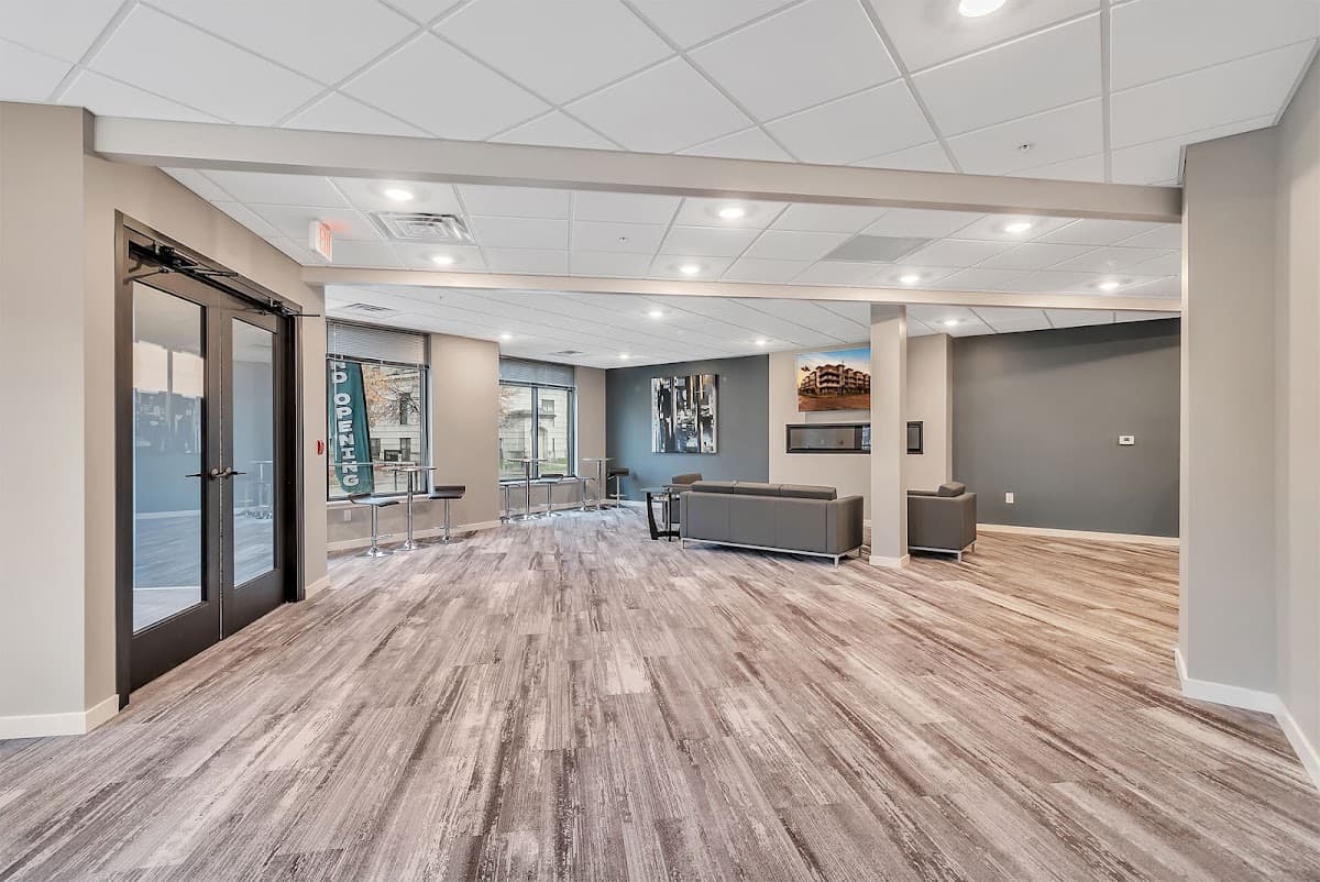 Metro Place Apartments — photo 5