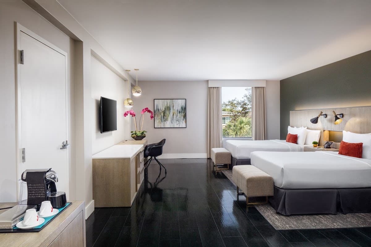 The Delaney Hotel — photo 2