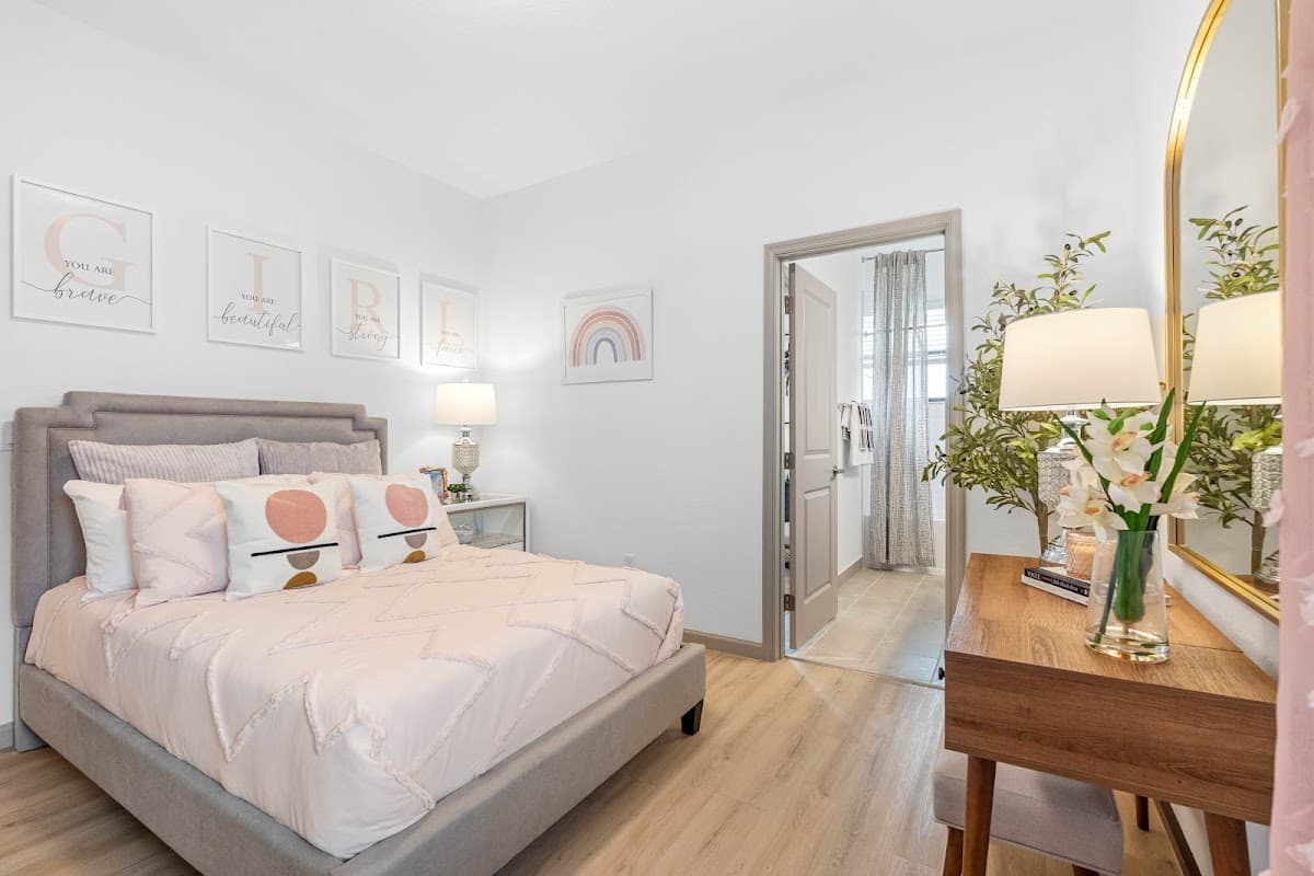 Tredici at Central Park Rental Townhomes — photo 2