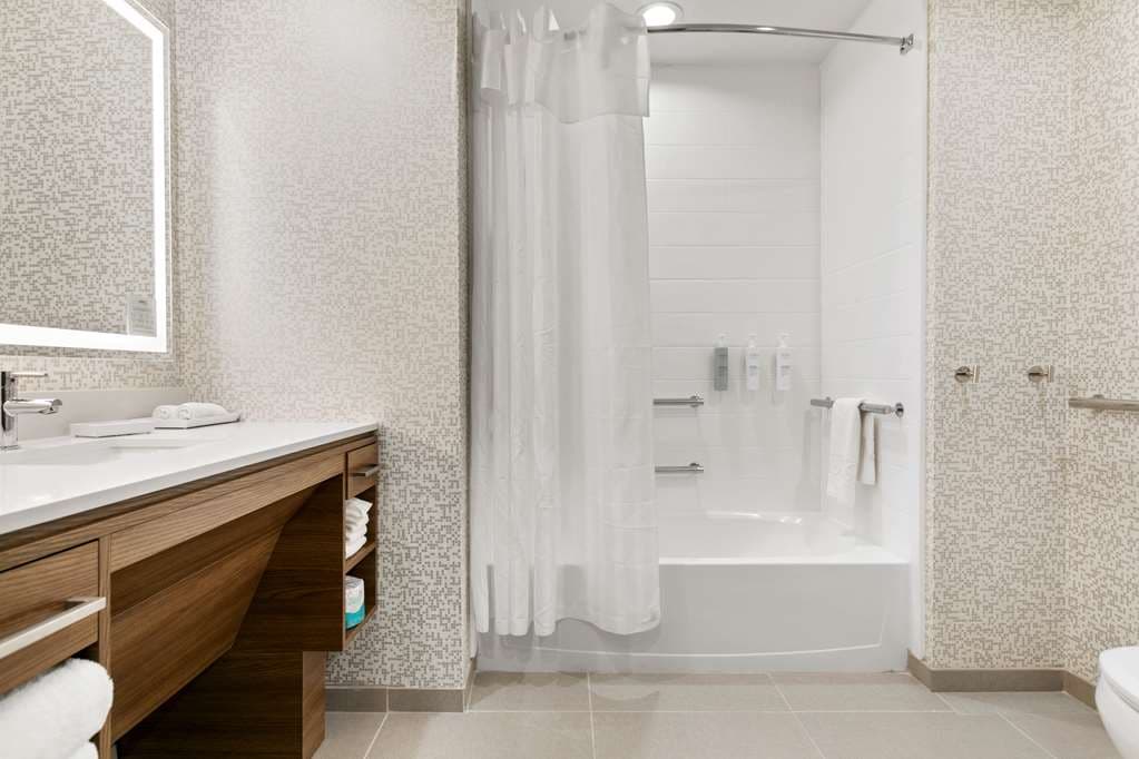 Home2 Suites by Hilton Phoenix Downtown — photo 3