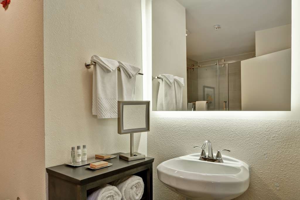 Doubletree by Hilton Hattiesburg — photo 4