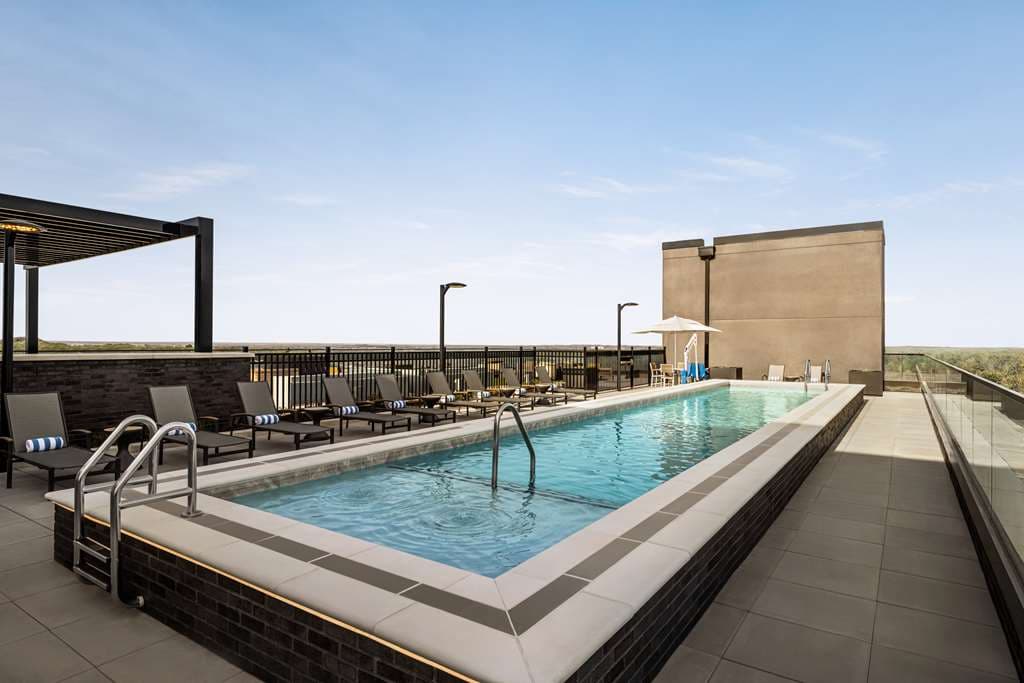 Hilton BNA Nashville Airport Terminal — photo 3