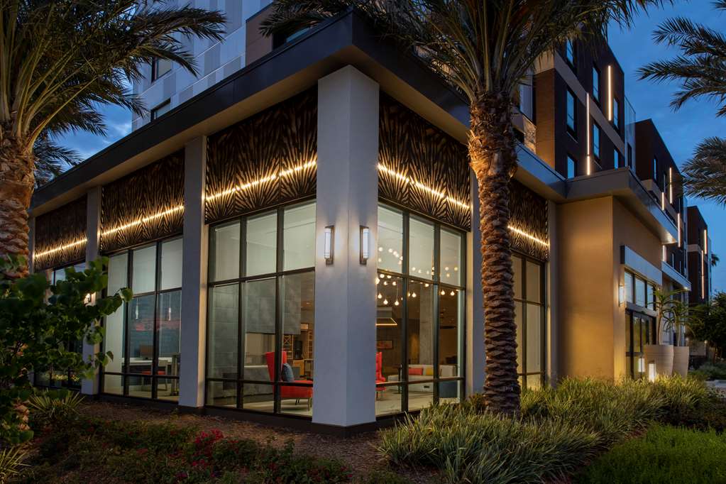 Hilton Garden Inn San Jose Airport — photo 1