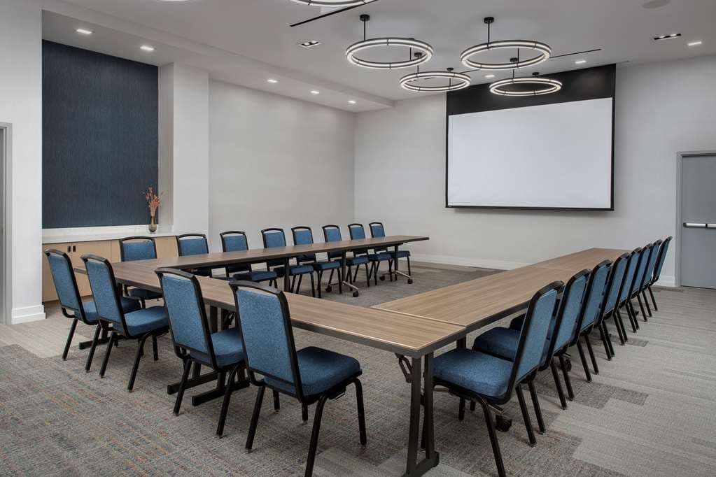 Hilton Garden Inn San Jose Airport — photo 4