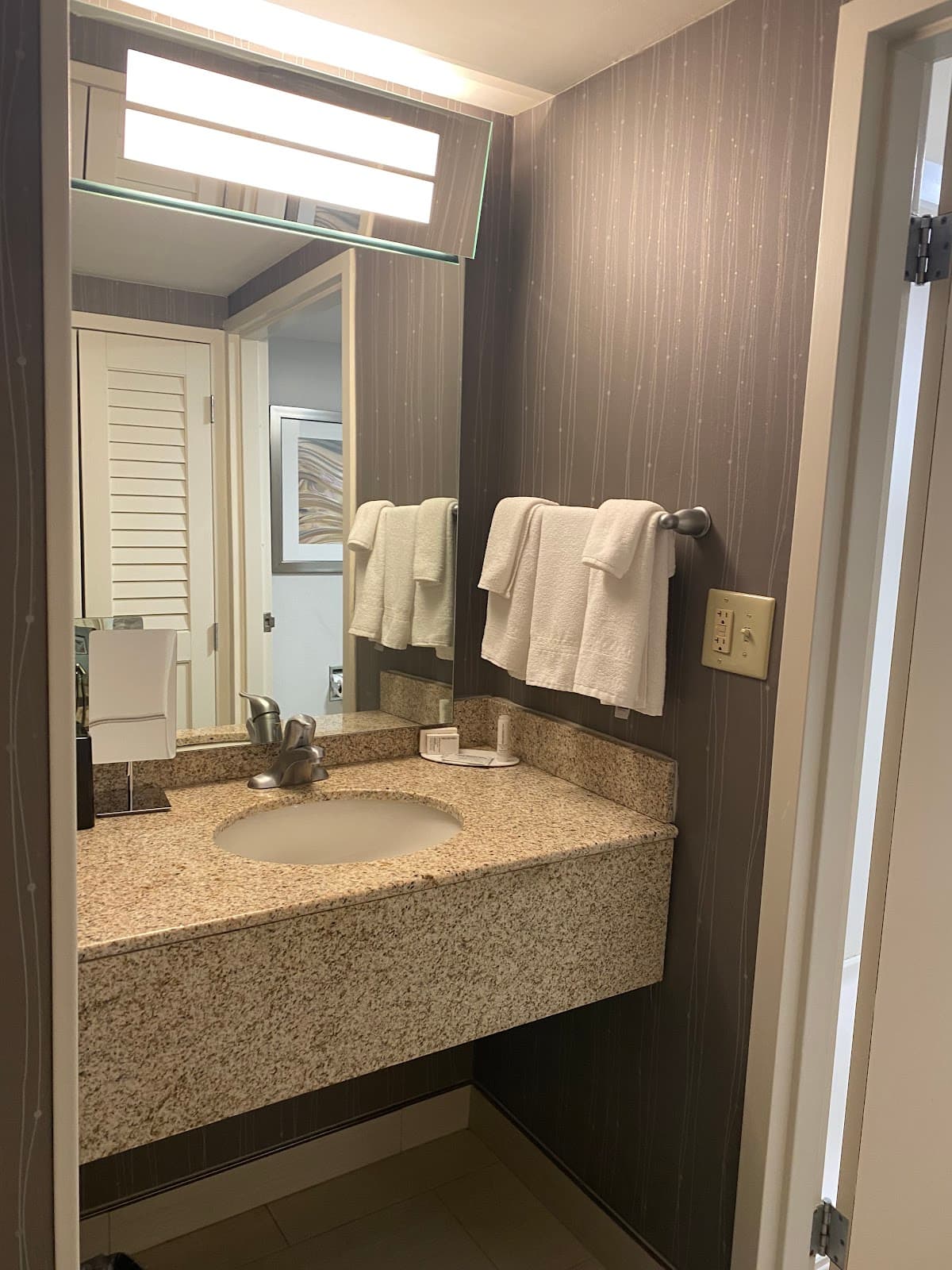 Courtyard by Marriott Beckley — photo 4