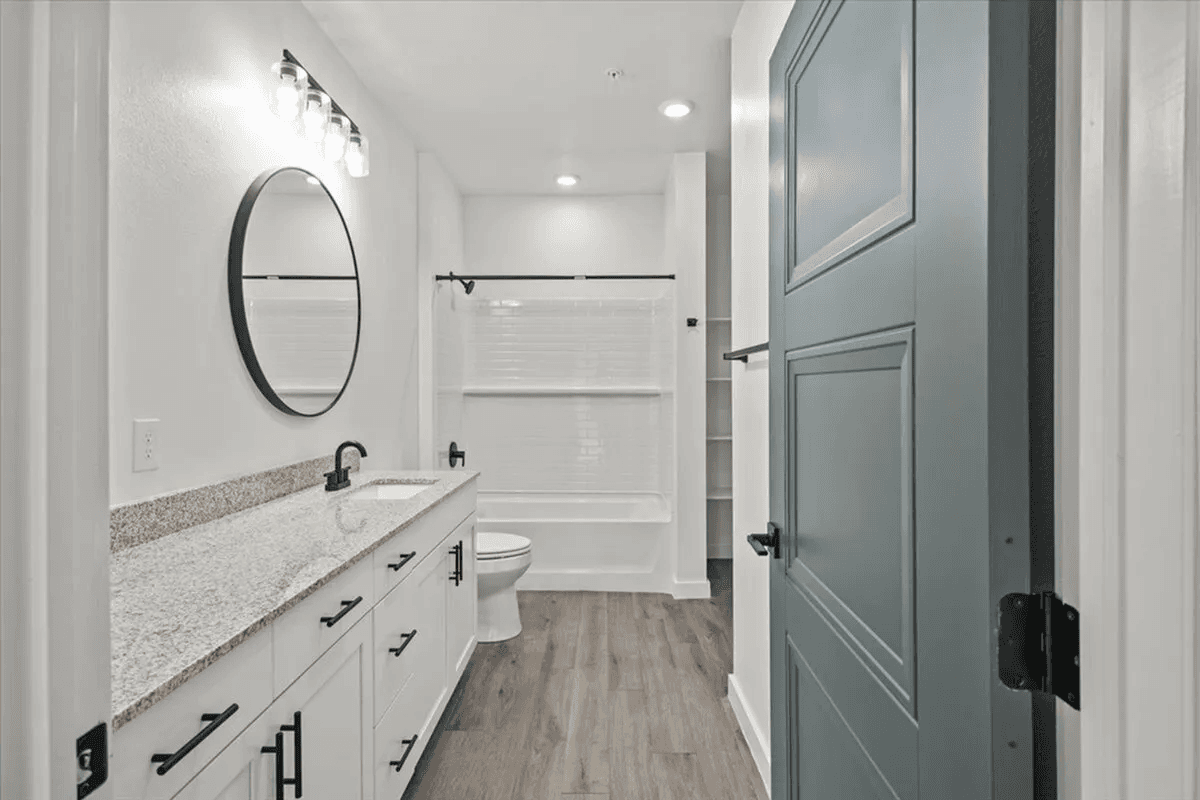 The Residences at Toler — photo 2