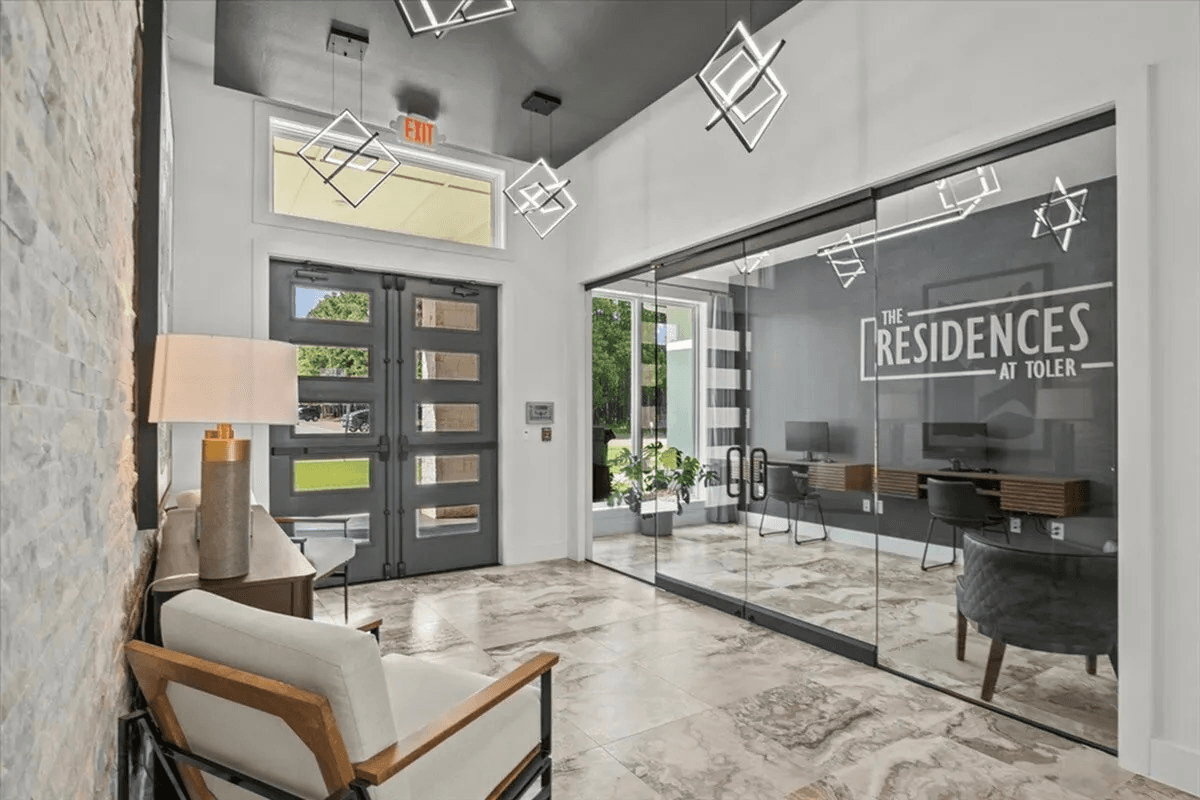 The Residences at Toler — photo 5