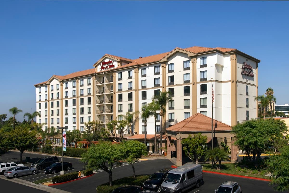 Hampton Inn & Suites Anaheim Garden Grove — photo 1