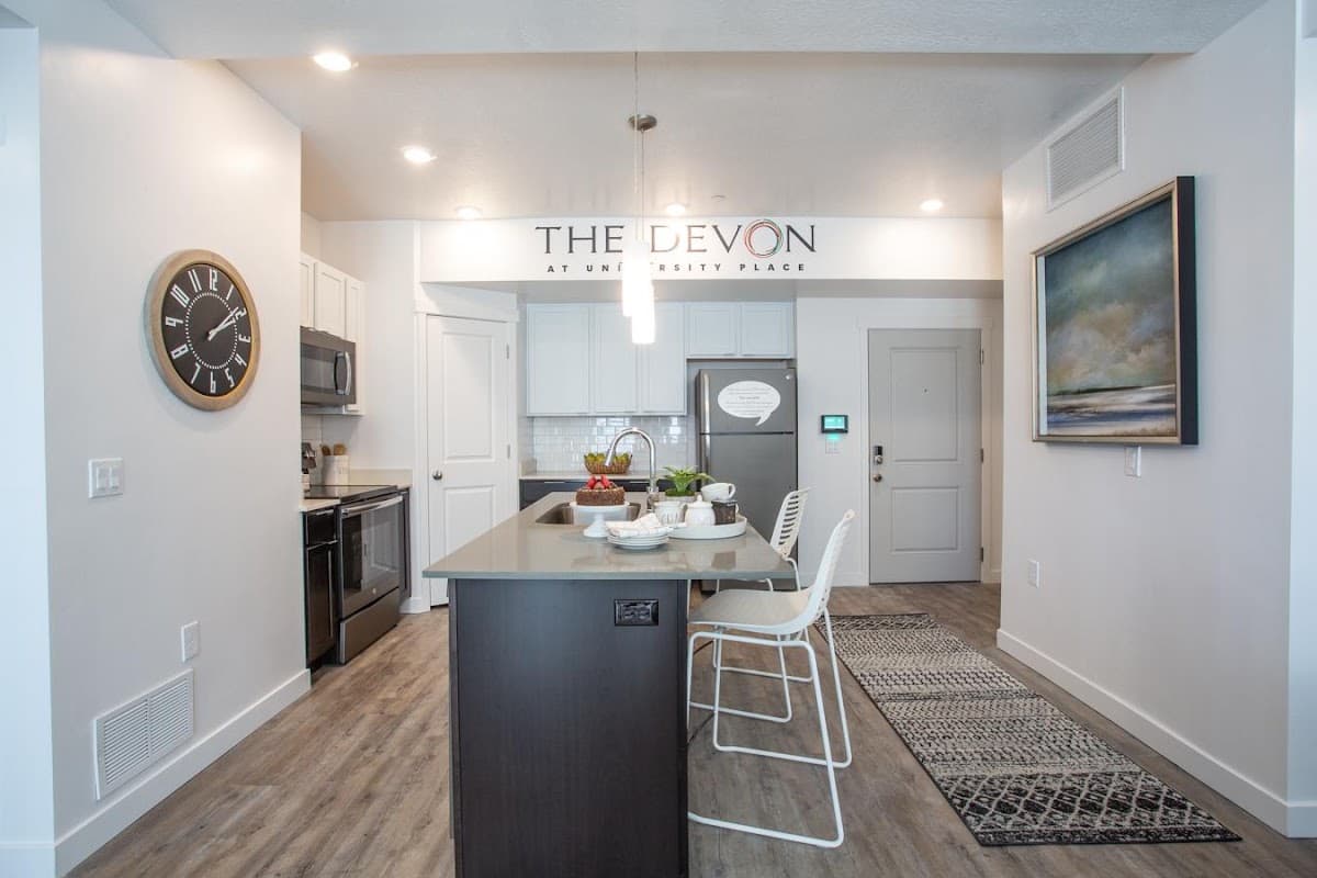 The Devon at University Place Apartments Orem — photo 5