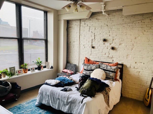 W 25th St Lofts — photo 2