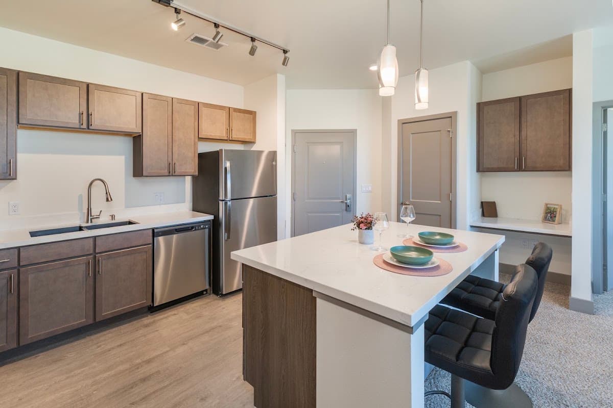 Pueblo Springs Apartments — photo 3