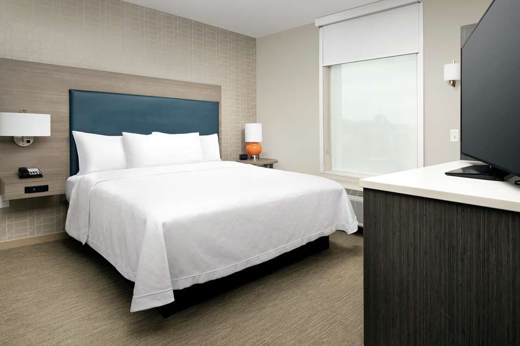 Home2 Suites by Hilton Charlottesville Downtown — photo 2