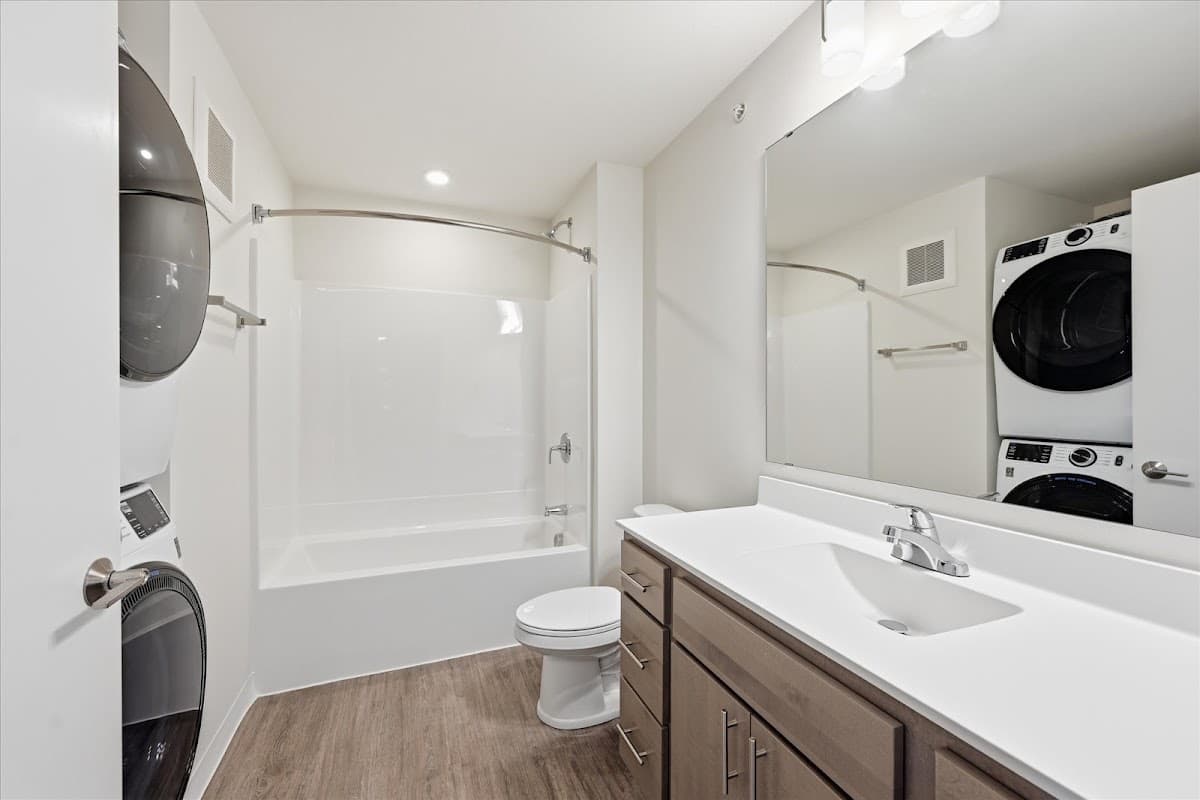Ride Apartments — photo 3