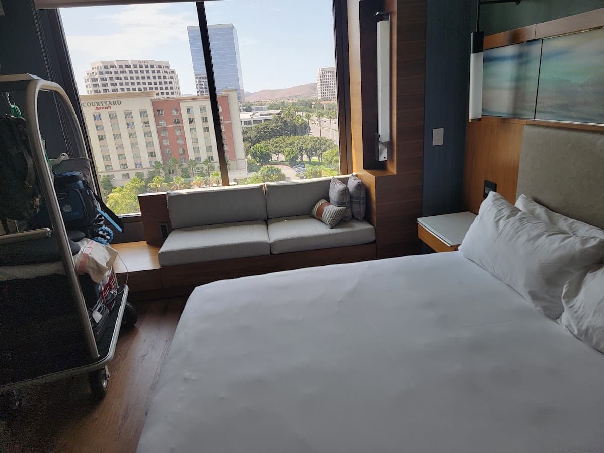 Marriott Irvine Spectrum — photo 5