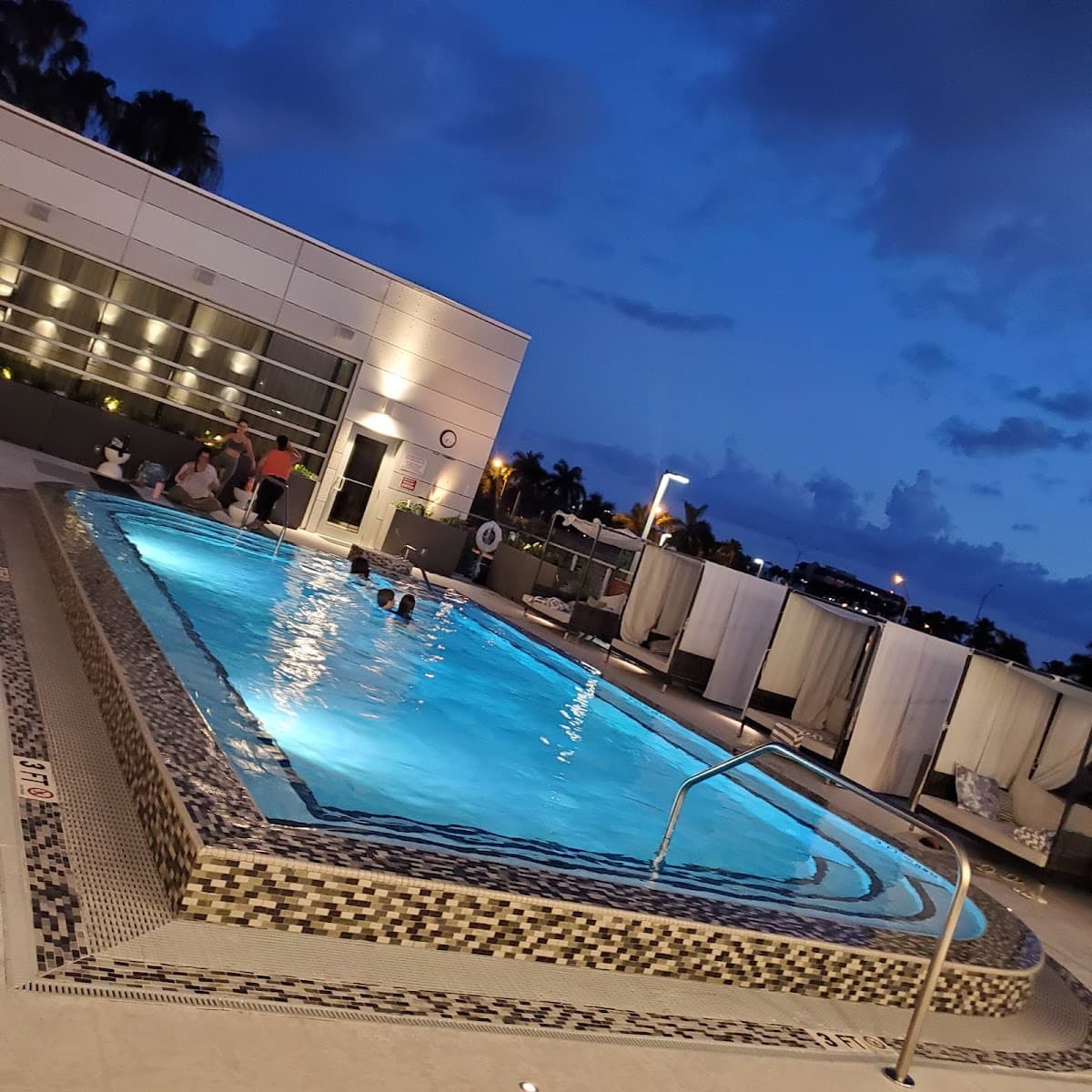 AC Hotel Miami Dadeland — photo 3