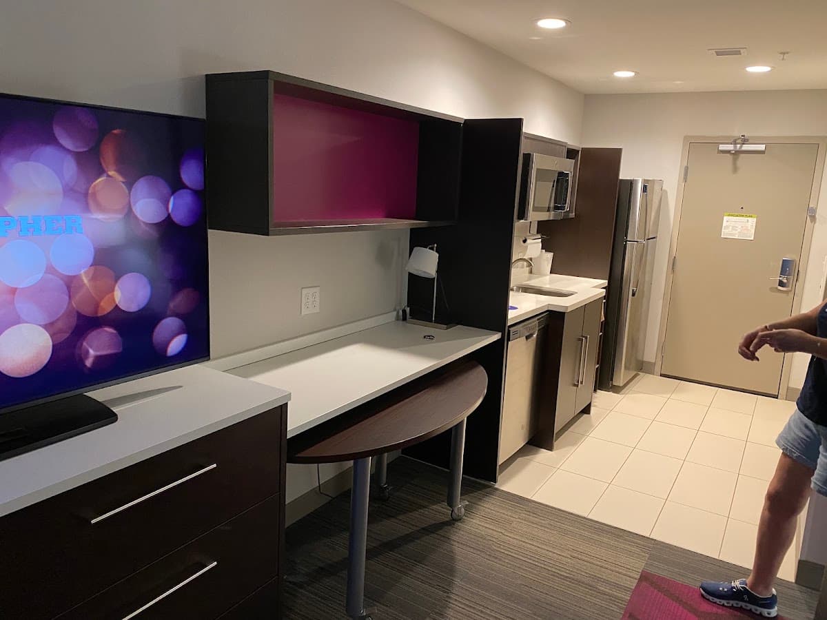 Home2 Suites by Hilton Elkhart — photo 4