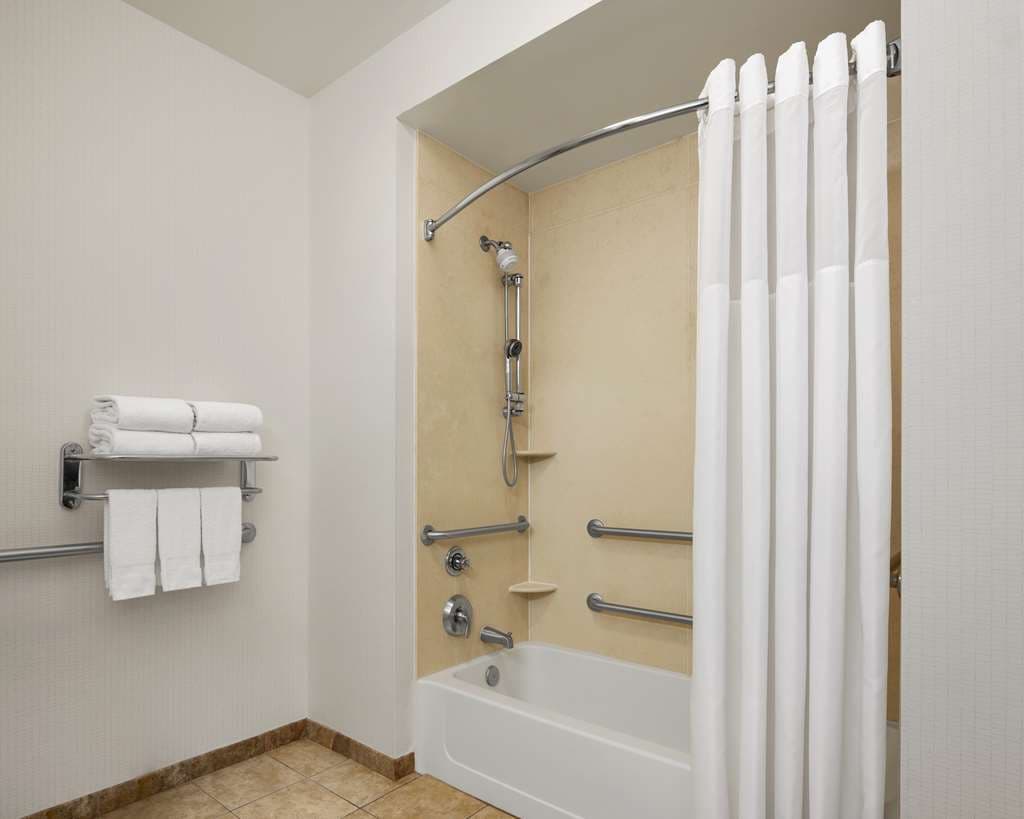 Hampton Inn & Suites Tulsa South-Bixby — photo 4
