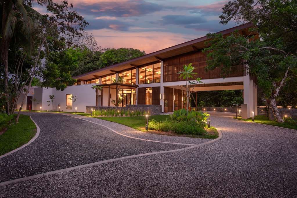 Botanika Osa Peninsula, Curio Collection by Hilton