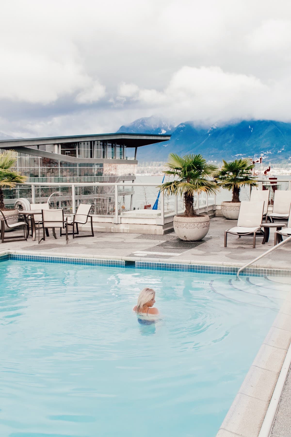 Fairmont Waterfront — photo 3