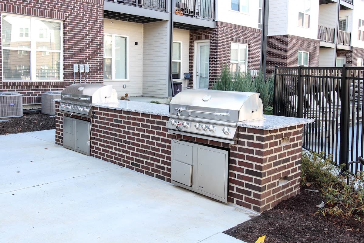 Array Apartments
