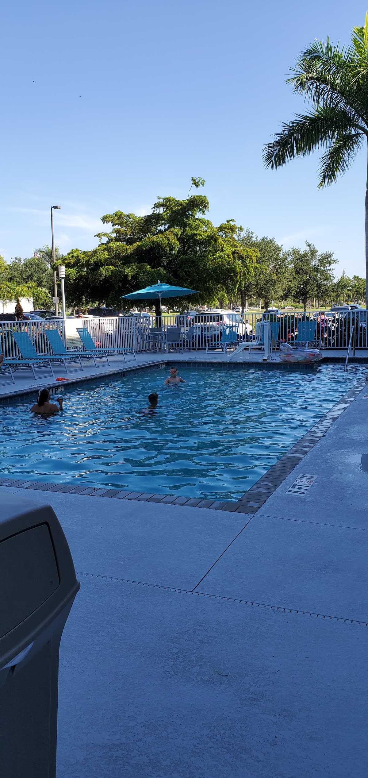 Hampton Inn & Suites Sarasota/Bradenton-Airport — photo 3