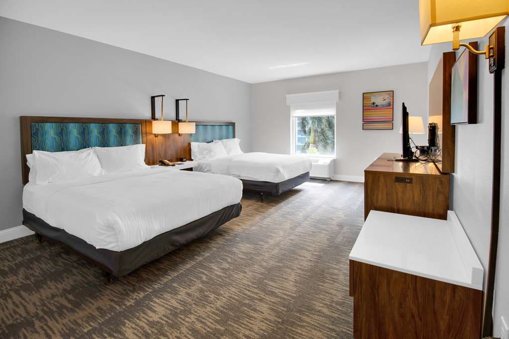 Hampton Inn & Suites Sarasota/Bradenton-Airport — photo 5