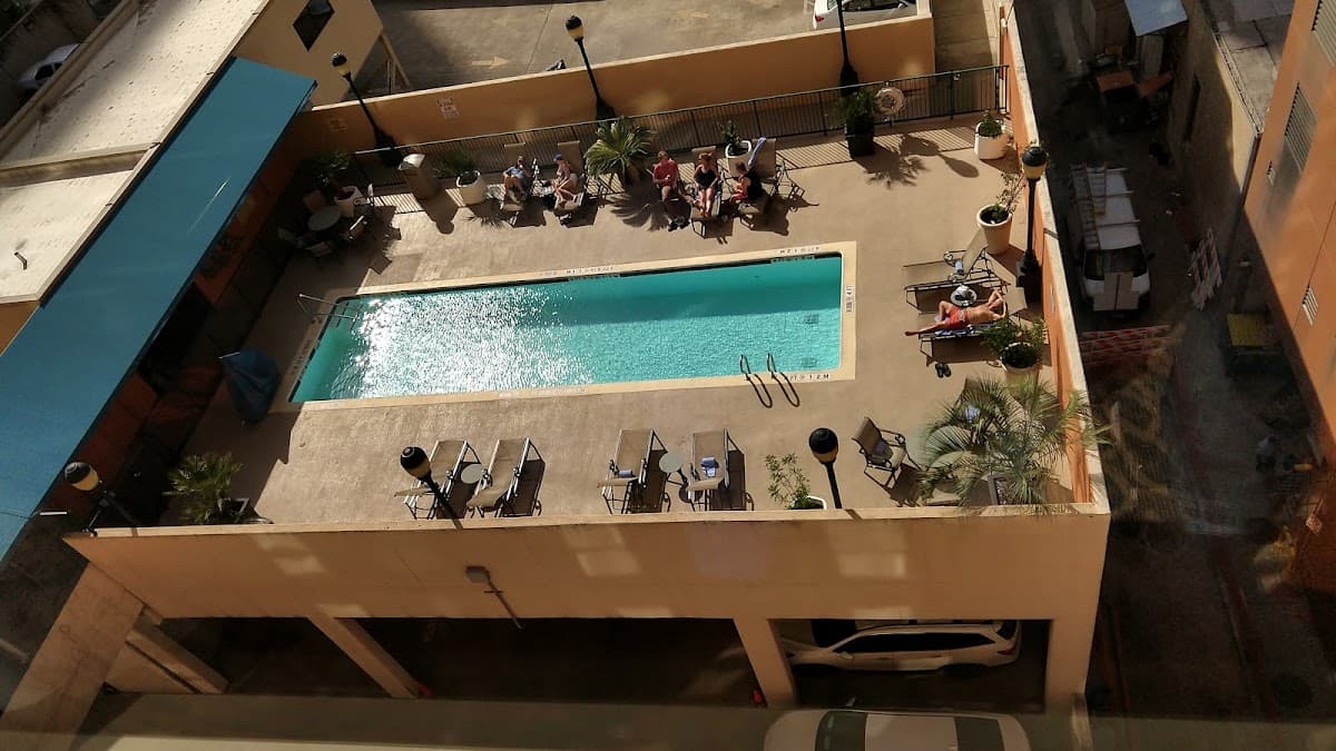 Hampton Inn & Suites Austin Downtown — photo 3
