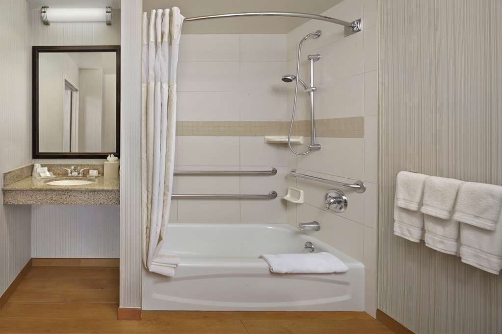Hilton Garden Inn Danbury — photo 4