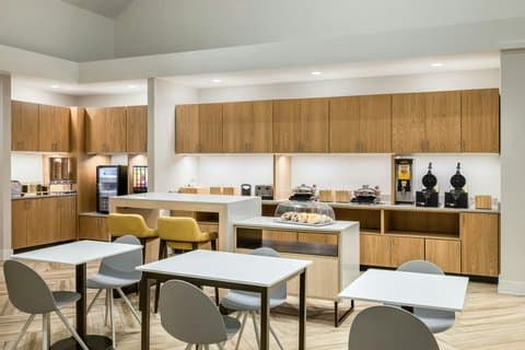 TownePlace Suites by Marriott Charlotte LoSo Airport — photo 4