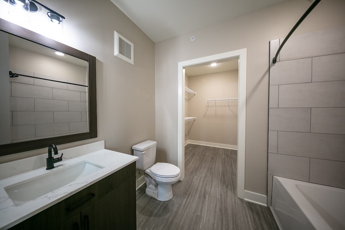 Ellis Glen Apartments — photo 2