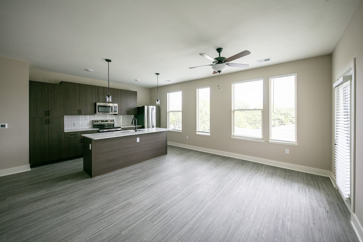 Ellis Glen Apartments — photo 4