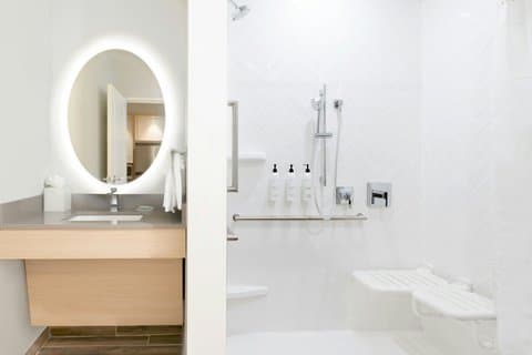 TownePlace Suites by Marriott Holland — photo 4