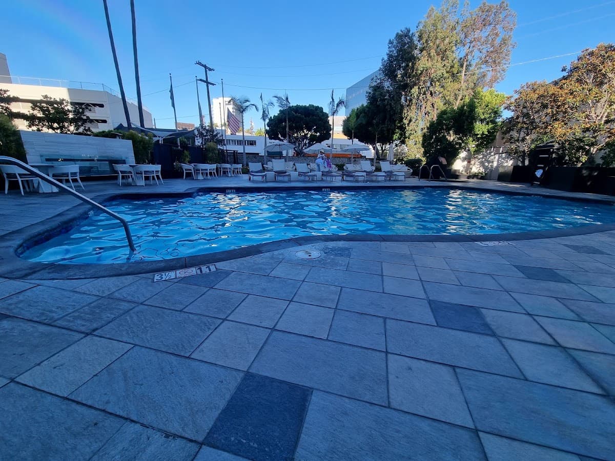 Beverly Hills Marriott — photo 3