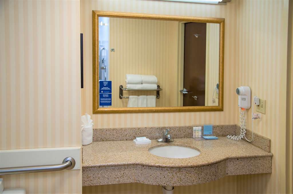 Hampton Inn Lewisburg — photo 4