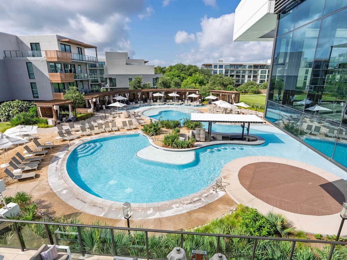 Drey Hotel - The Village Dallas
